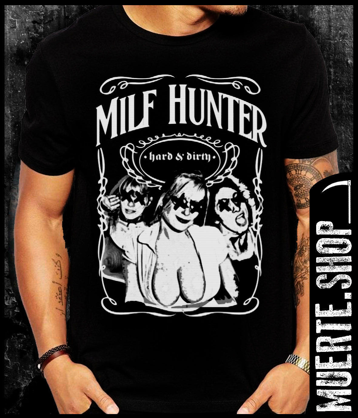 Черна тениска MILF HUNTER Черна тениска MILF HUNTER